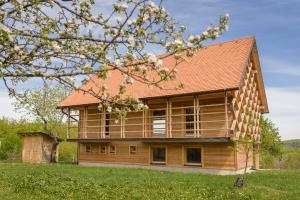 Cerckova domacija_april 2020_POMANJSANE-29-8